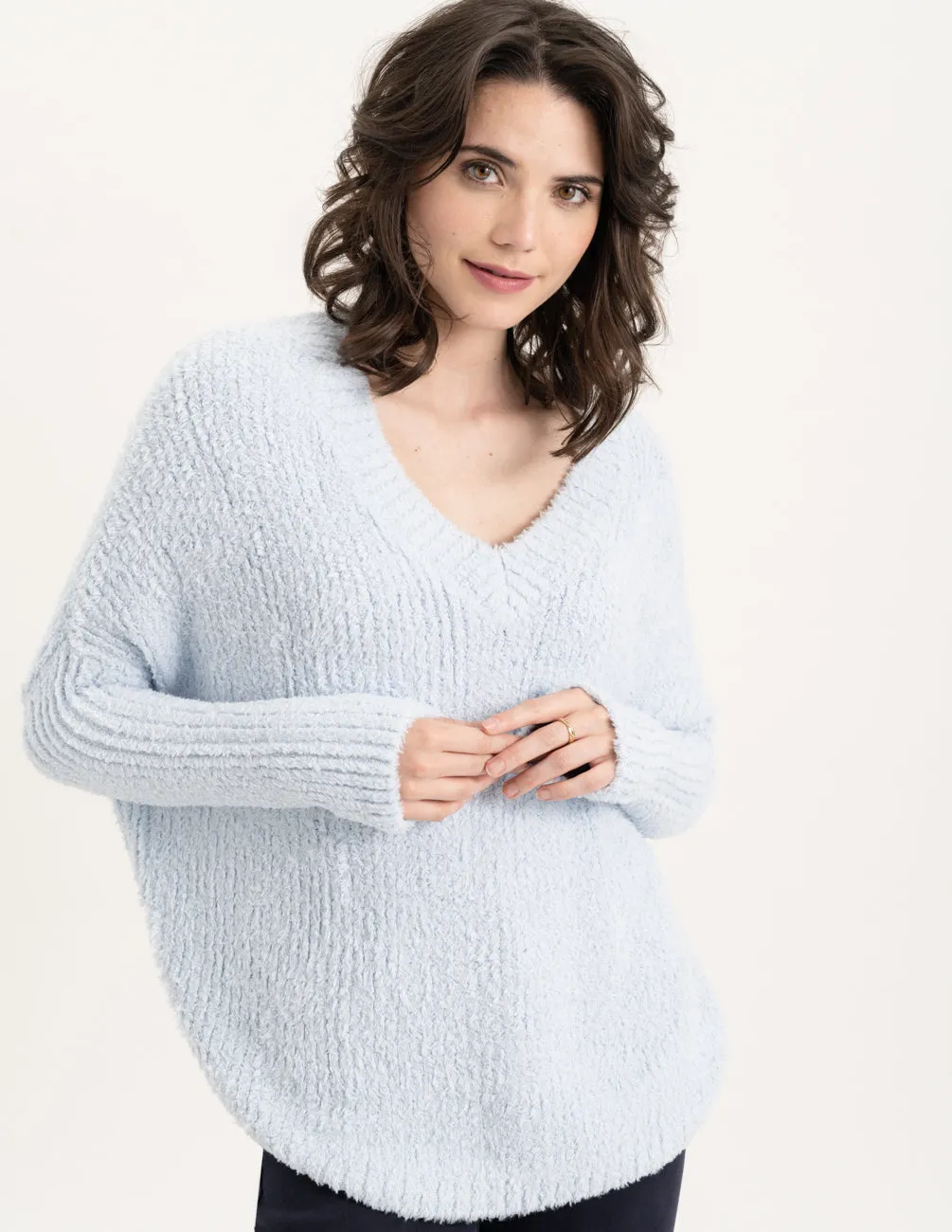 REN6800 Fuzzy V-Neck Sweater