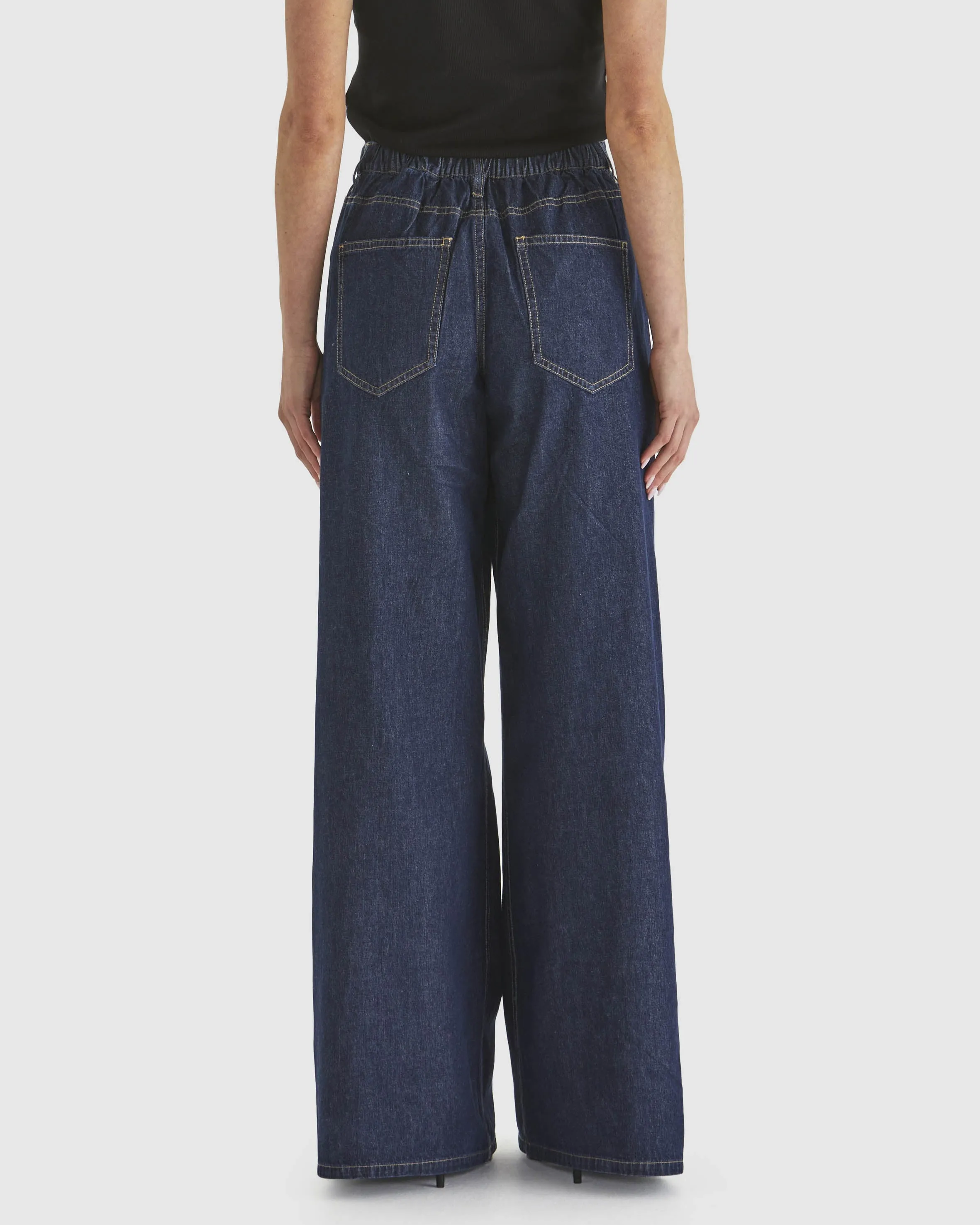 Soaring Jean