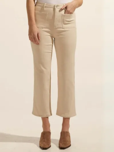 Zoe Kratzmann - College Jean