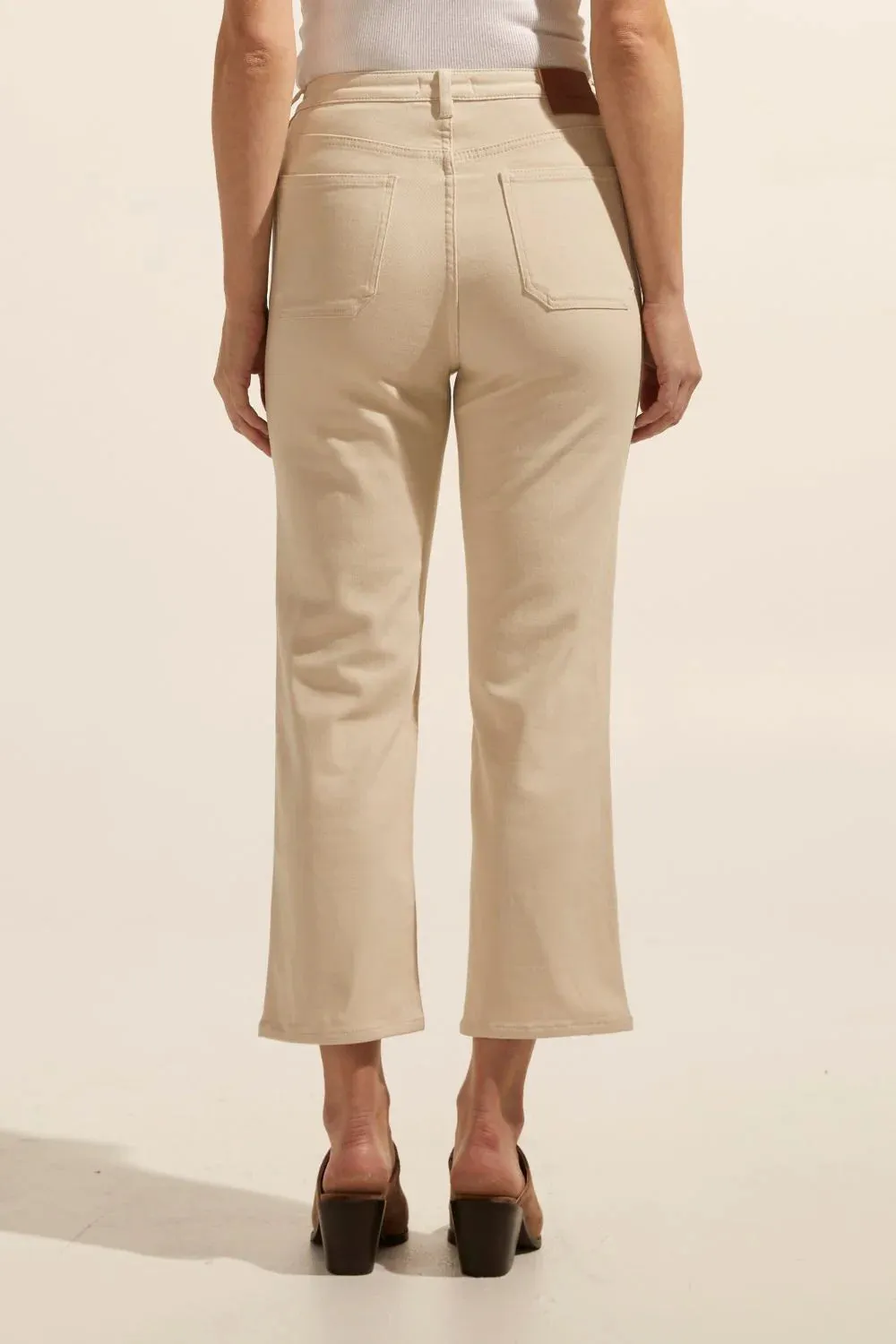 Zoe Kratzmann - College Jean